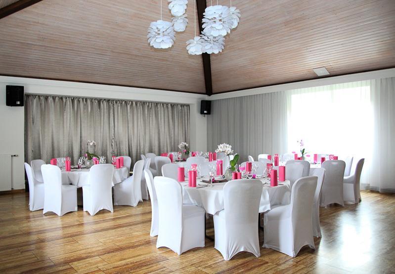 Rhoenblick Landhotel - Restaurant - Countrypub Petersberg  Extérieur photo